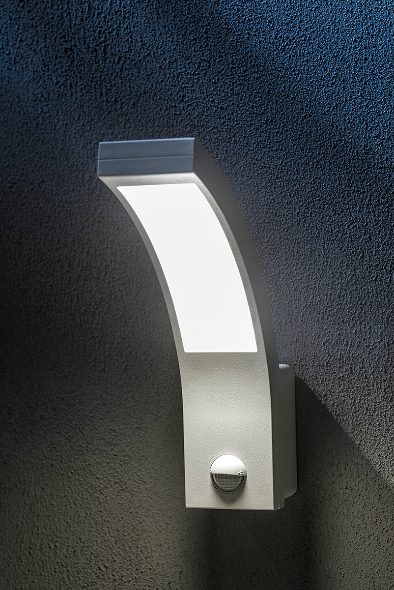 PARIS - CGC White LED Curved Outdoor Wall Light With Motion Sensor